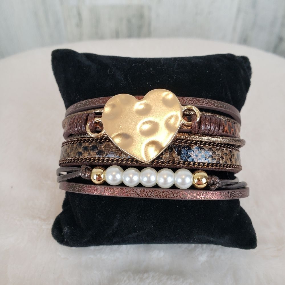 Brown Gold Heart Strap Bracelet